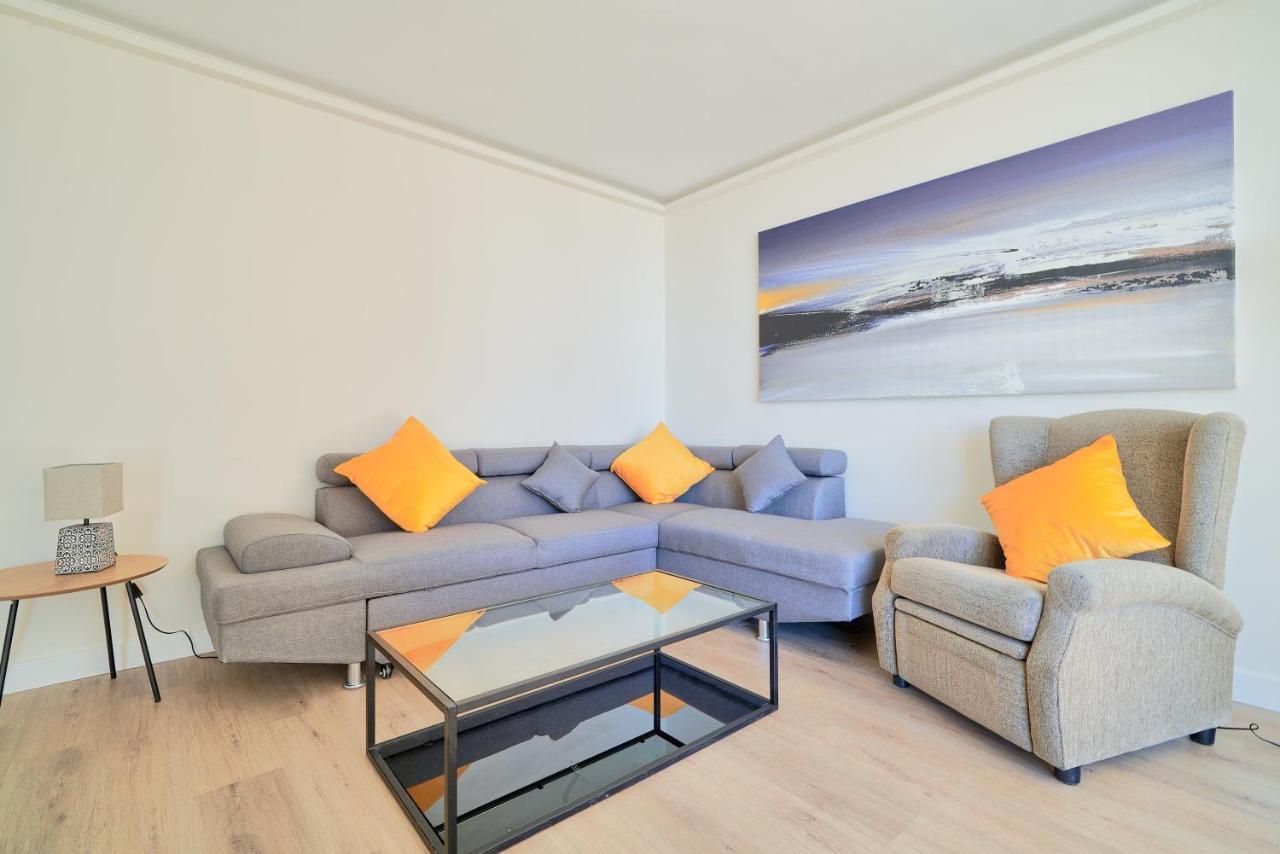 Impresionante Apartamento En Playa De La Malagueta Malaga Bagian luar foto