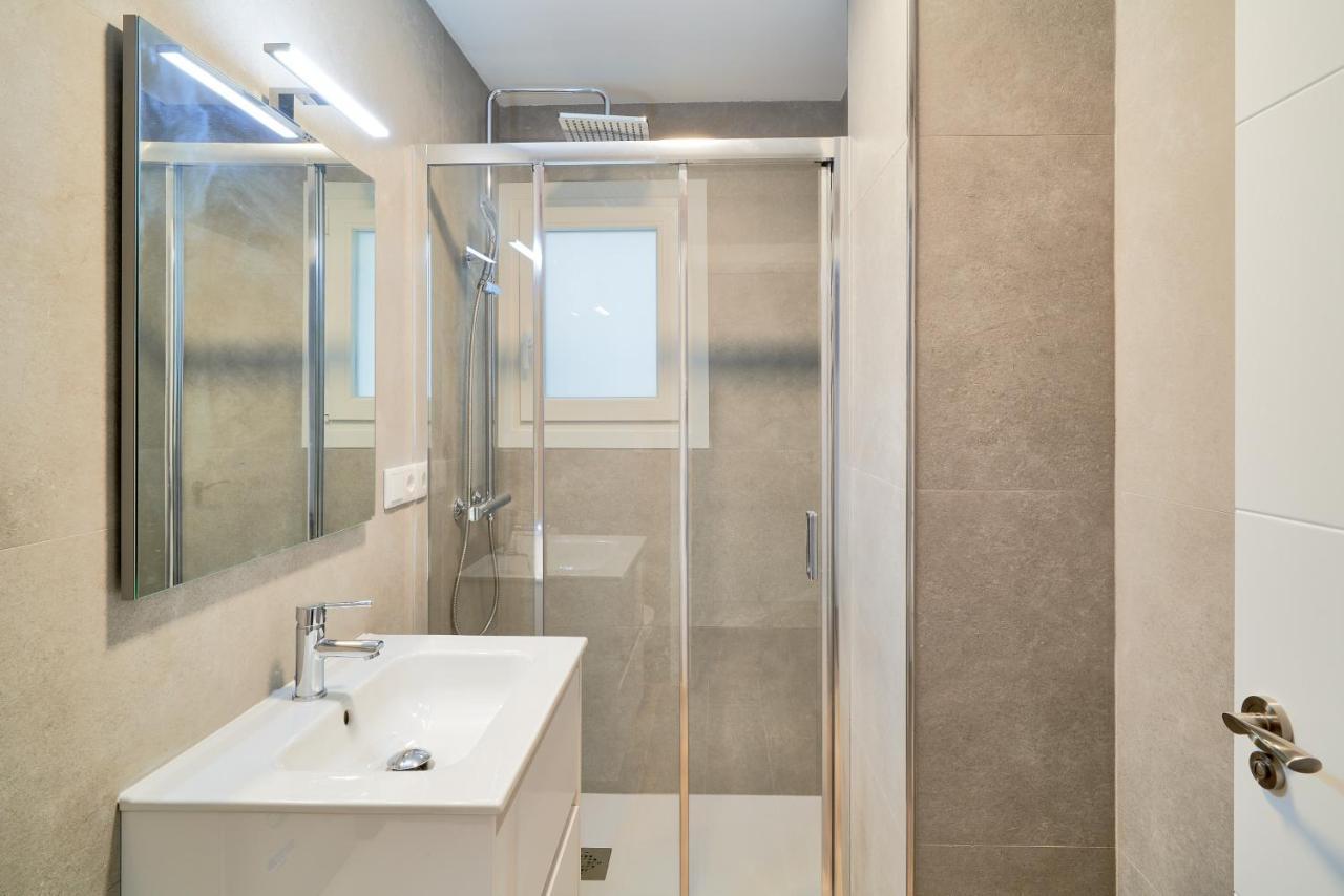 Impresionante Apartamento En Playa De La Malagueta Malaga Bagian luar foto